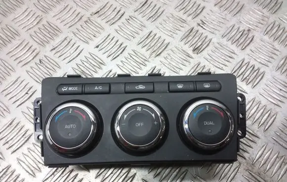 Mazda 6 Climate control unit GDK461190