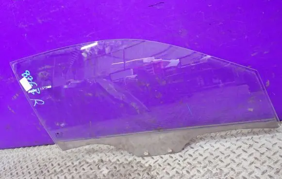 Hyundai Getz Front door window glass four-door