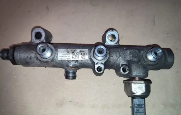 Audi A5 8T 8F Fuel main line pipe 059130089BS