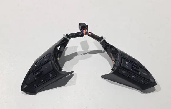 Toyota Yaris Cross Steering wheel buttons/switches 84250K0040C5 CZ295-7E20B 84250K0040