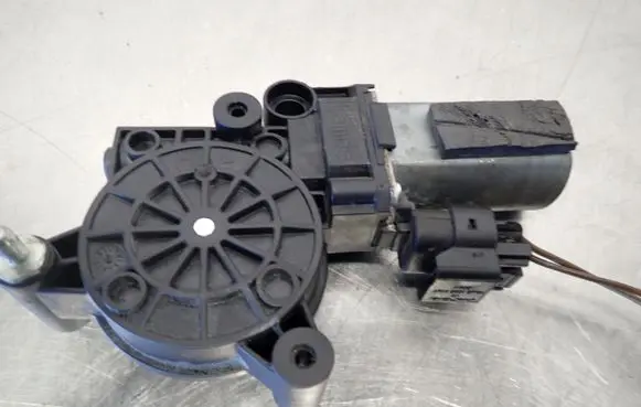 Fiat Punto (199) Front door window regulator motor 