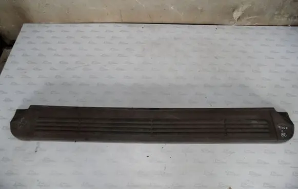 Dodge Nitro Front sill trim cover