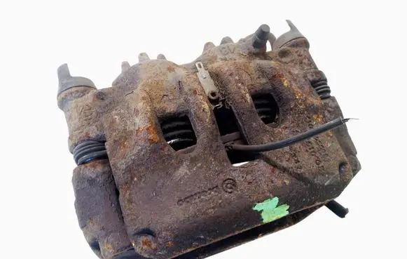 Renault Master III Front brake caliper 18109556977