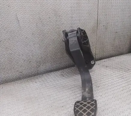 Clutch pedal