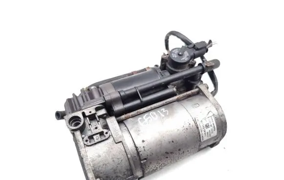 Mercedes-Benz E W212 Air suspension compressor/pump A2123200404 4430201701