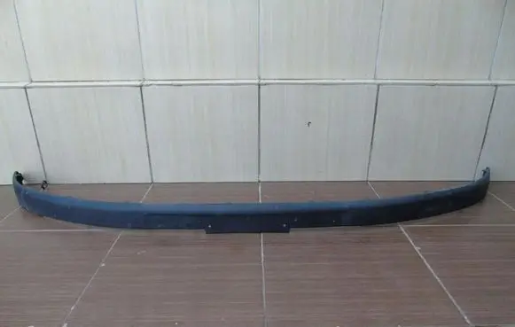 Mitsubishi Carisma Front bumper lip XR910218
