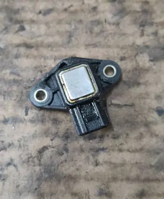 Mitsubishi Outlander Camshaft position sensor 1865A211 M291121