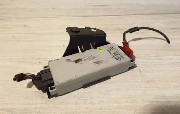 Volkswagen Touareg I Bluetooth control unit module 7L6035729
