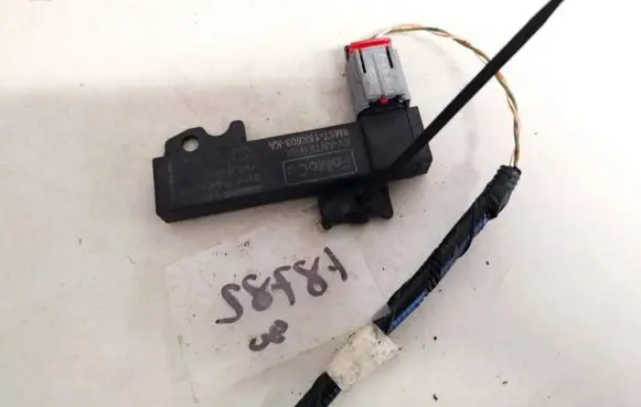 Antenna control unit