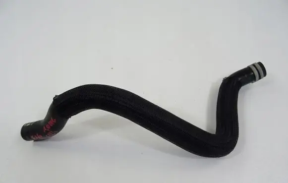 Engine coolant pipe/hose