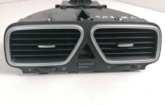 Volkswagen Eos Dash center air vent grill 1Q0819735C