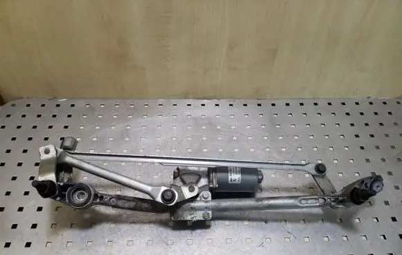 Front wiper linkage
