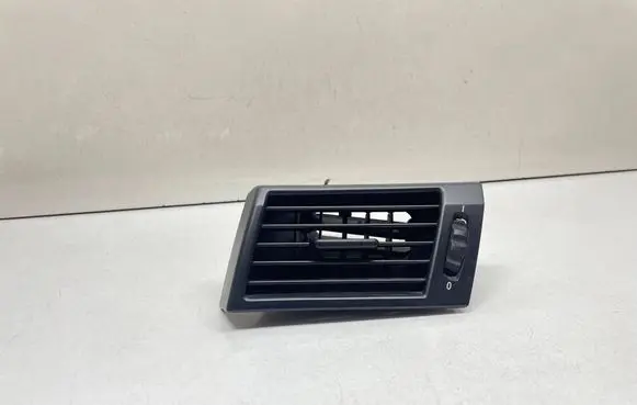 BMW X3 E83 Dashboard side air vent grill/cover trim 3400075