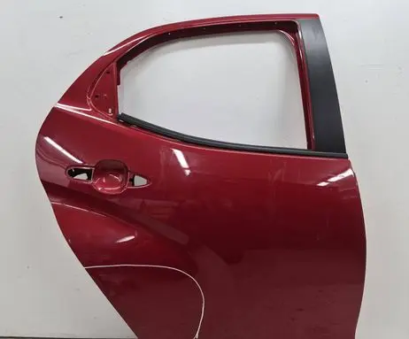 Toyota Yaris XP210 Rear door