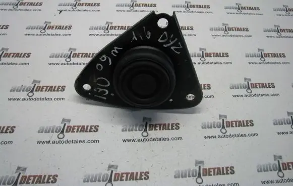 Hyundai i30 Engine mount bracket