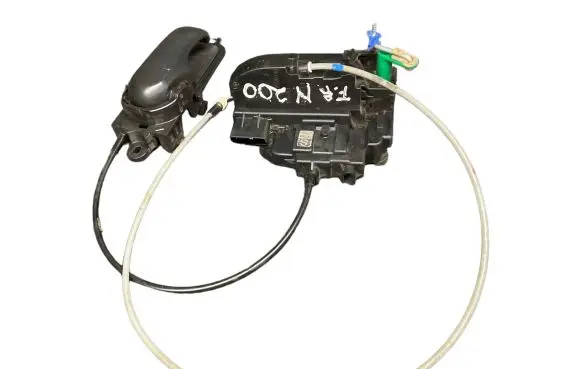 Nissan NV200 Front door lock