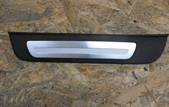 Rear sill trim cover