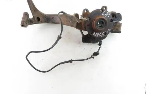 Audi A4 S4 B5 8D Front wheel hub spindle knuckle 8D0407257