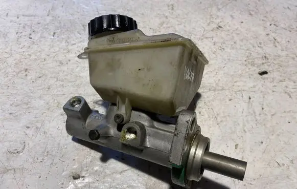 Volvo V70 Master brake cylinder 03350884861