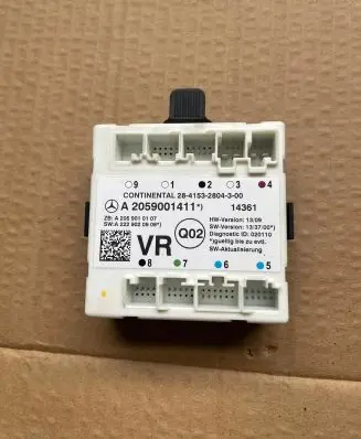 Mercedes-Benz C W205 Door control unit/module 2059001411