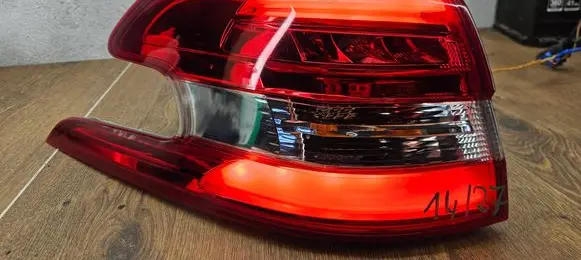 Peugeot 308 Rear/tail lights 9678093980
