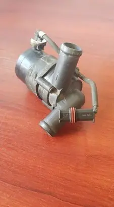 Volkswagen Eos Electric auxiliary coolant/water pump 9017986