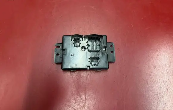Chrysler Pacifica Air conditioning/heating control unit P68373078AD
