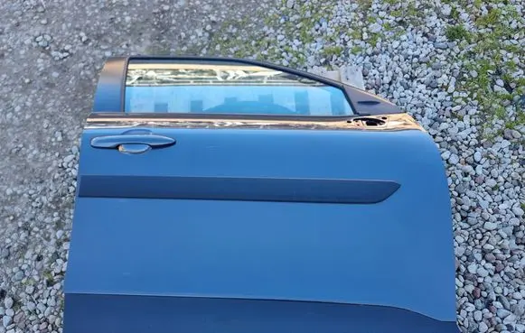 Toyota Yaris Cross Front door 