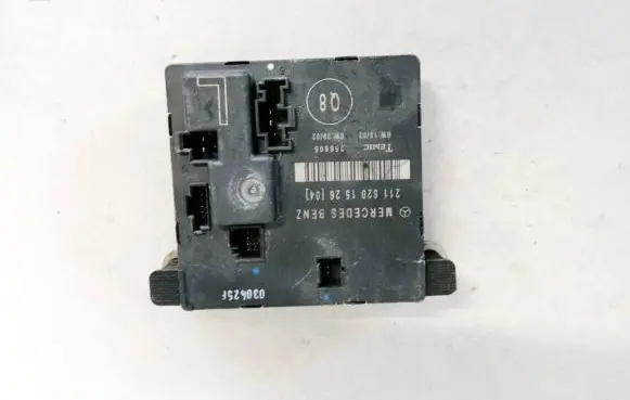 Mercedes-Benz E W211 Door control unit/module 2118201526 356805
