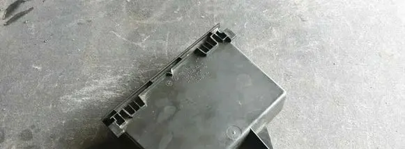 Volkswagen Golf IV Dashboard storage box/compartment 1J0857058B