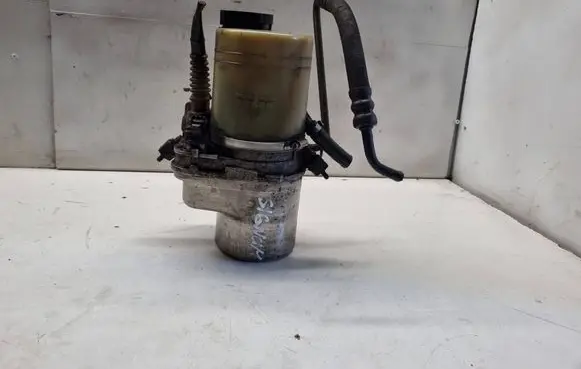 Opel Signum Power steering pump