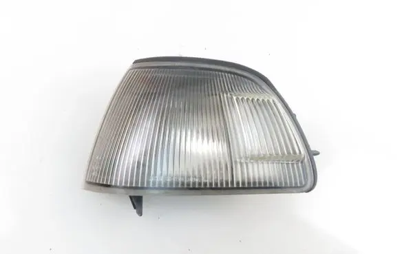 Mitsubishi Pajero Front indicator light 