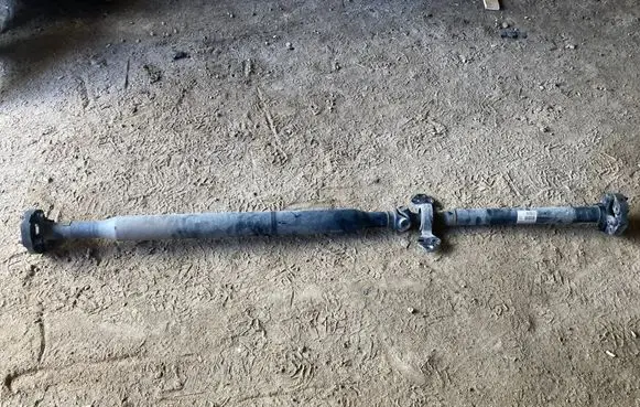 Mercedes-Benz Vito Viano W447 Middle center prop shaft A4474100600 4474100600