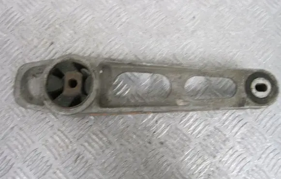Chrysler Sebring (ST-22 - JR) Engine mount bracket 05274903AD