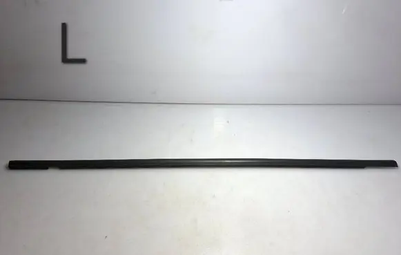 Volkswagen Golf Sportsvan Front door glass trim molding 510837478A 510837478