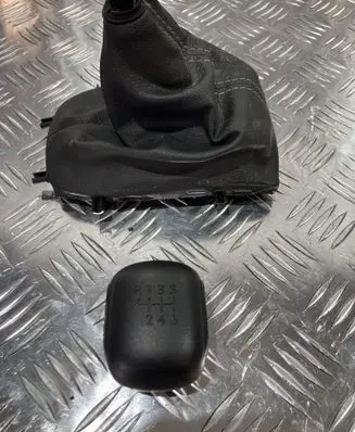 Citroen C3 Aircross Gear lever shifter trim leather/knob PK9923