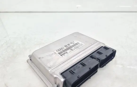 Audi A4 S4 B6 8E 8H Engine control unit/module 8E0909552N 0261208039