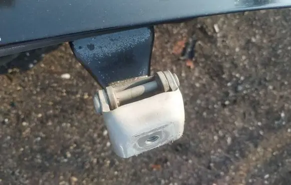 Ford Kuga I Tailgate/trunk/boot hinge