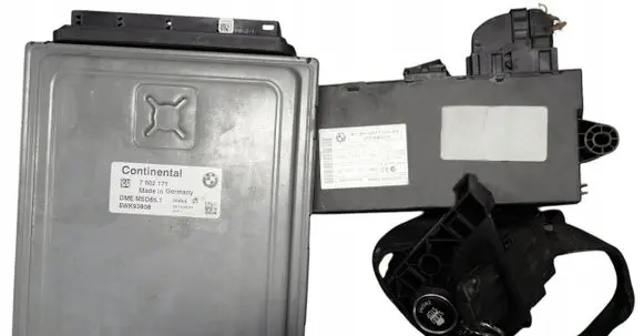 Engine ECU kit and lock set