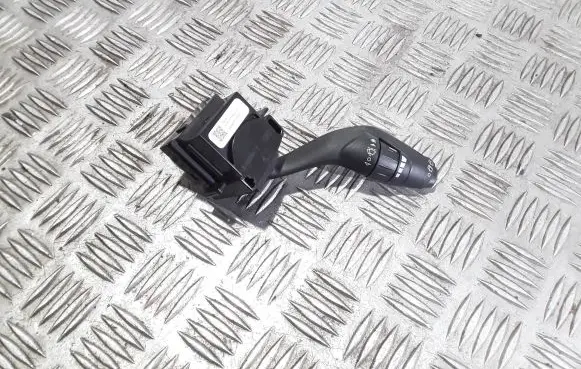 Ford Focus Wiper control stalk AV6T17A553AC