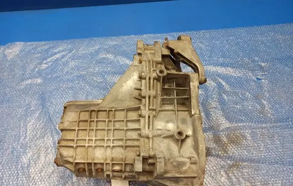 Volvo S40 Manual 5 speed gearbox 3M5R7F096YF R3T9A 67937