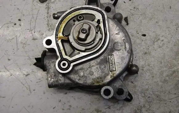 Ford Fiesta Vacuum pump H6BG-2A451-AB