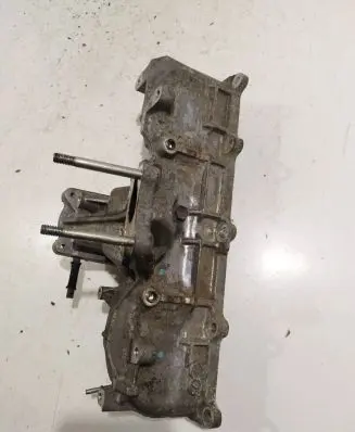 Toyota Avensis T270 Intake manifold