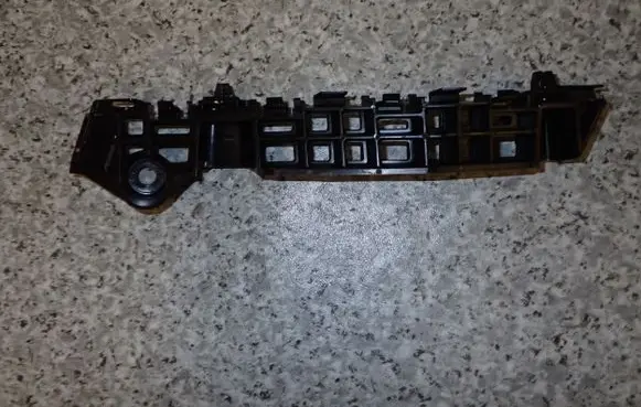 Suzuki Celerio Front bumper mounting bracket