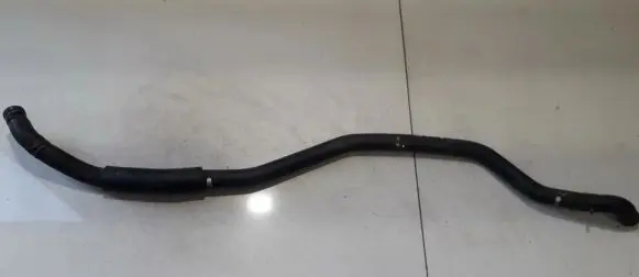 Toyota RAV 4 (XA30) Engine coolant pipe/hose