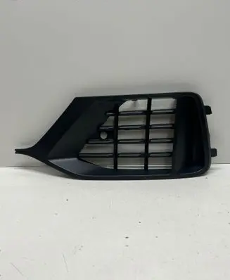 Audi Q8 Front bumper lower grill 4M8807681B