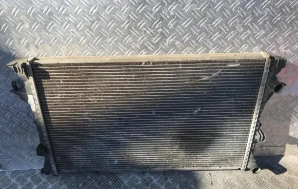 Coolant radiator