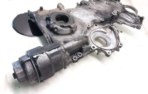 Toyota Avensis T250 Timing chain cover 