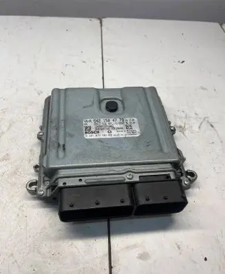 Mercedes-Benz E W211 Engine control unit/module A6421504779 1039S09362 0281012402