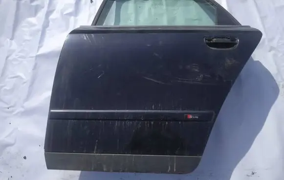 Rear door
